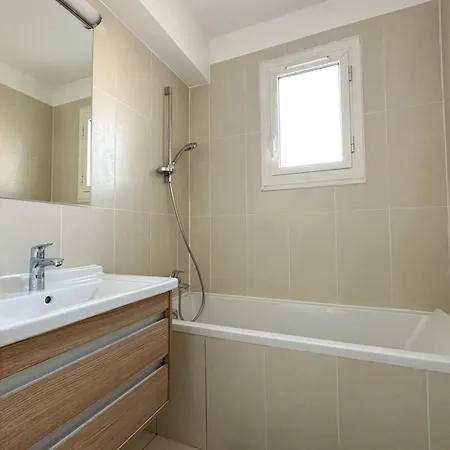 Flexliving - - Remusat * Paris