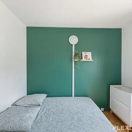 Feriehus Flexliving - - Remusat Paris